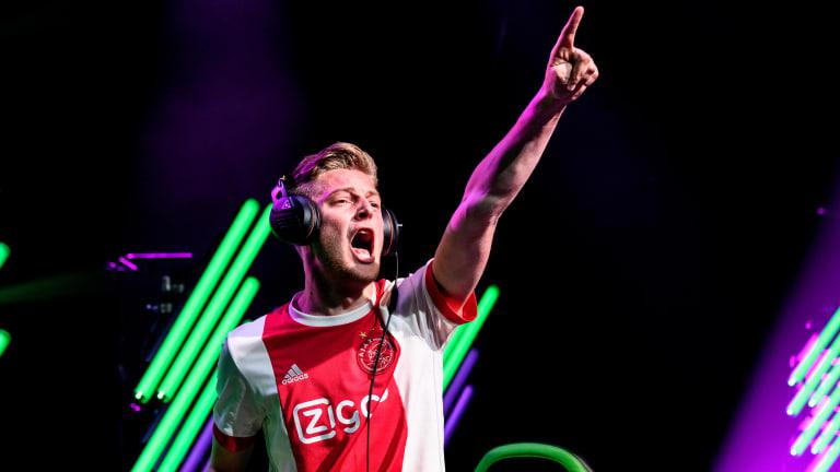 Ajax выпустит приложение Gaming Academy, которое поможет геймерам улучшить свои навыки в FIFA 21
