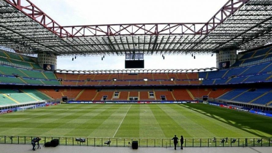 Матчи чемпионата Италии будут сыграны без зрителей в течение месяца