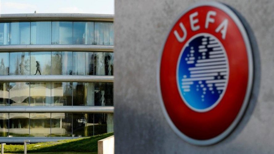 УЕФА отменил все матчи еврокубков на следующей недели
