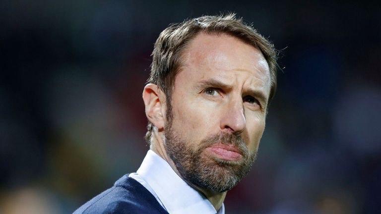 Тренер сборной Англии Саутгейт пошел на 30-процентное сокращение зарплаты из-за кризиса